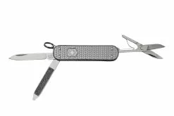Victorinox Classic SD Precious Alox, Infinite Grey 0.6221.4031G Couteau Suisse